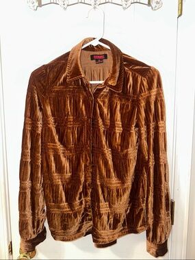 Crushed Velvet Long Sleeve Button Top